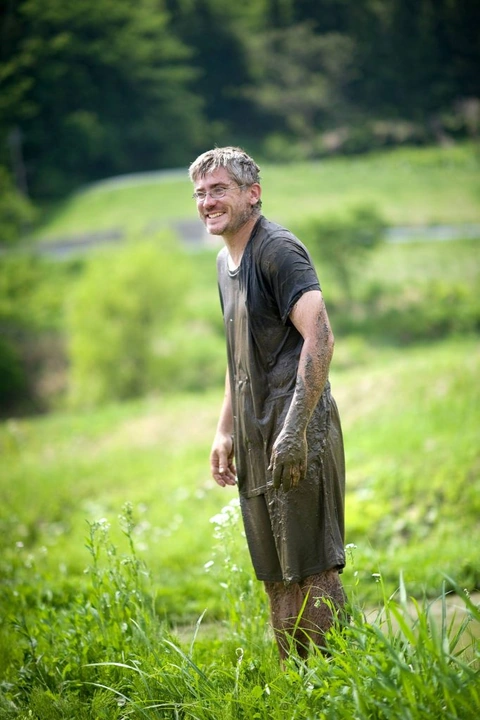 286_1053279_10151772272163203_622695469_o-682x1024